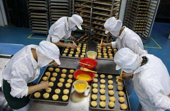 月饼车间4.jpg